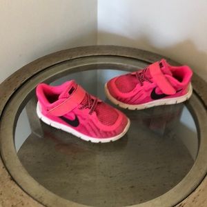 Nike girls sneakers size 8